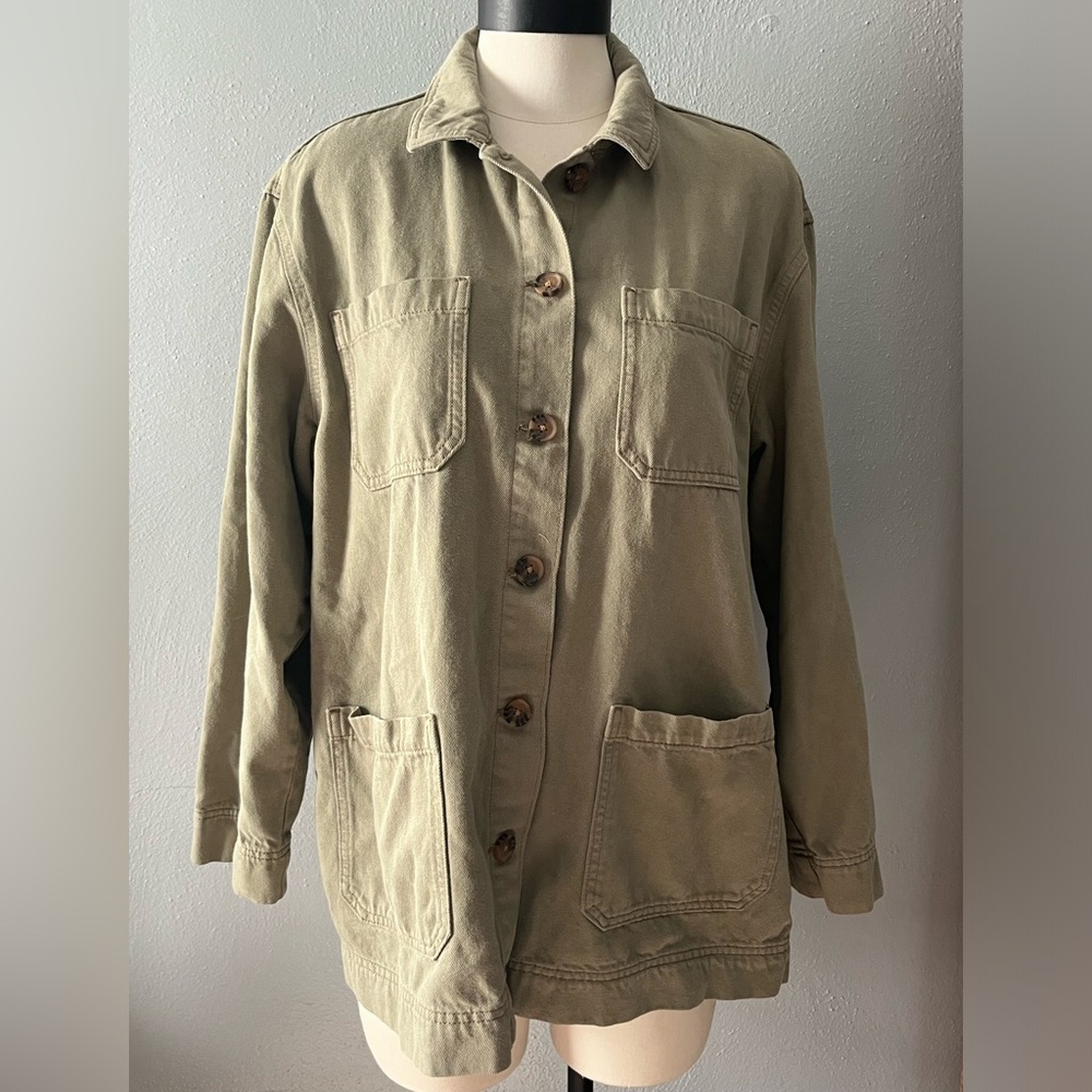 &Denim Shirt Jacket-Shacket. size medium/fits like large